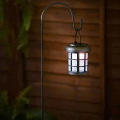 Shepherd's Hook Stake 1m -B&M Garden Shop 353764 1 25m shepherds hook stake 4